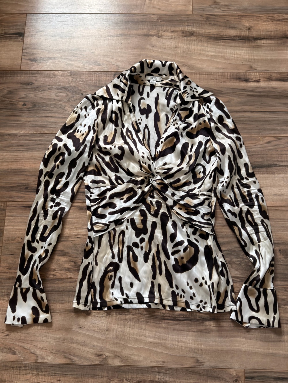 Vintage Cache 95% Silk Animal Print Twist Front Blouse Size S Y2K